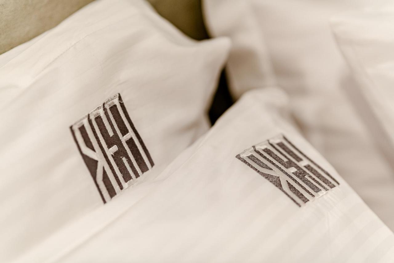 Rea Boutique Hotel Himare Bagian luar foto