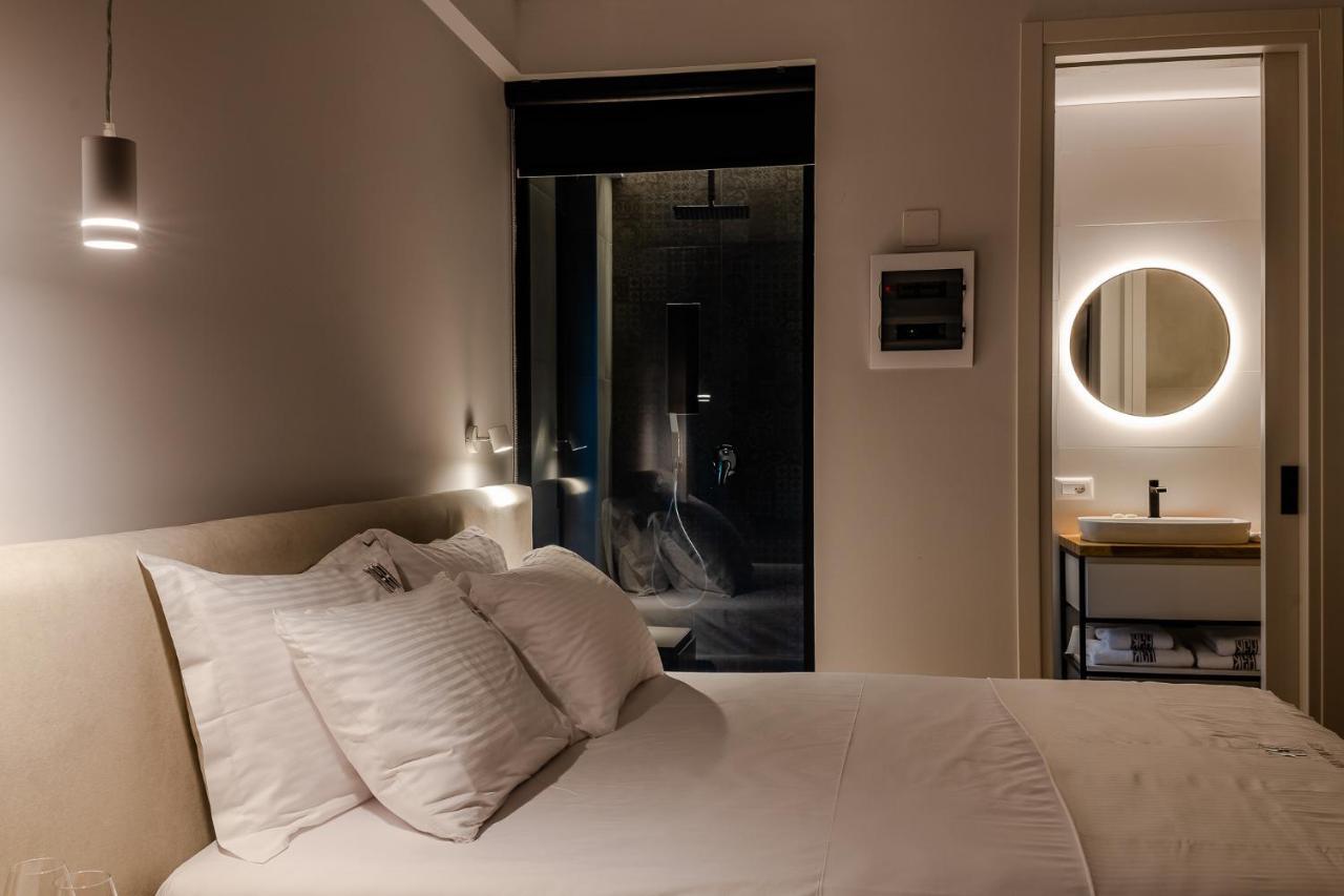 Rea Boutique Hotel Himare Bagian luar foto