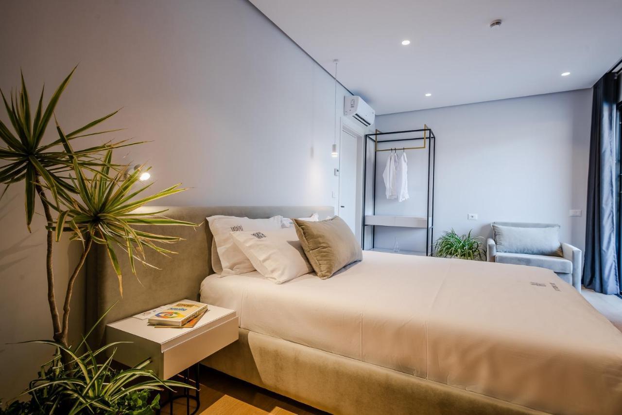 Rea Boutique Hotel Himare Bagian luar foto