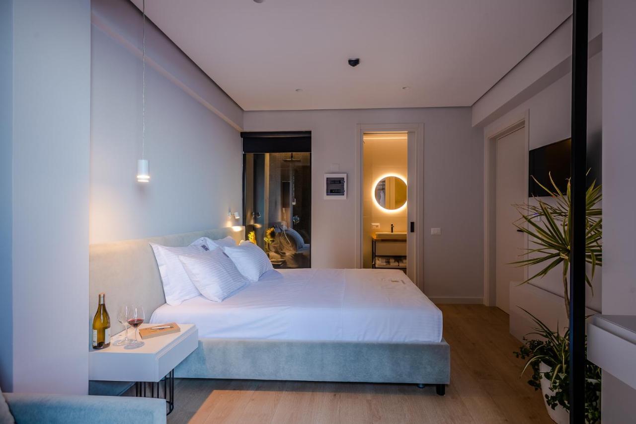 Rea Boutique Hotel Himare Bagian luar foto