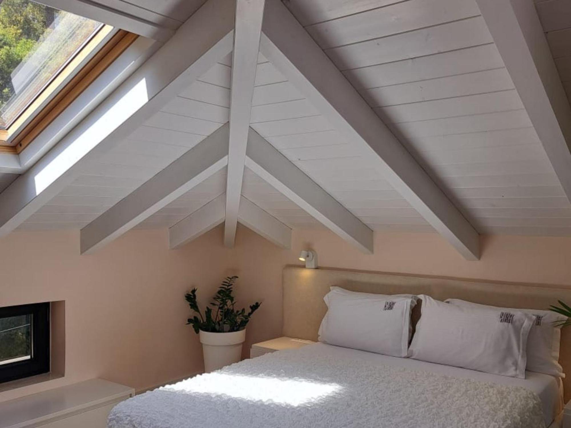 Rea Boutique Hotel Himare Bagian luar foto